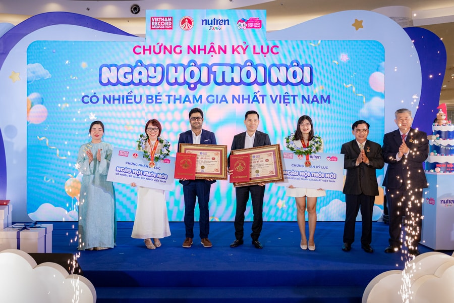 Nestlé Việt Nam phối hợp tổ chức chương trình “Ngày hội thôi nôi”