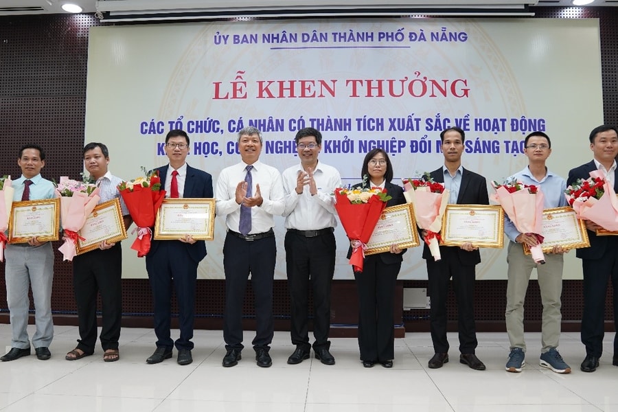 Đà Nẵng vinh danh các tập thể, cá nhân tiêu biểu về khoa học và đổi mới sáng tạo