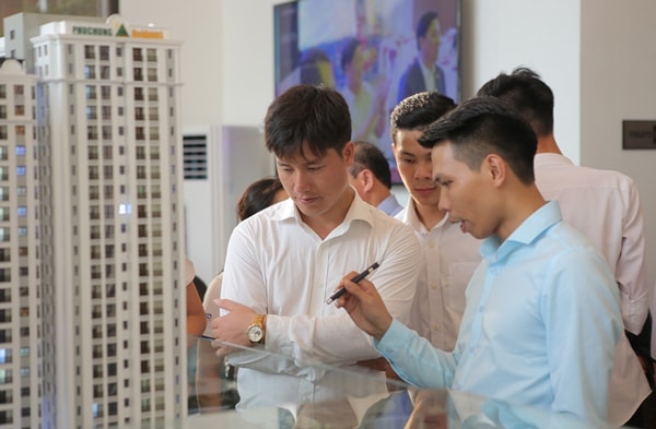 Người thu nhập trung bình "mắc kẹt" giữa thị trường nhà ở