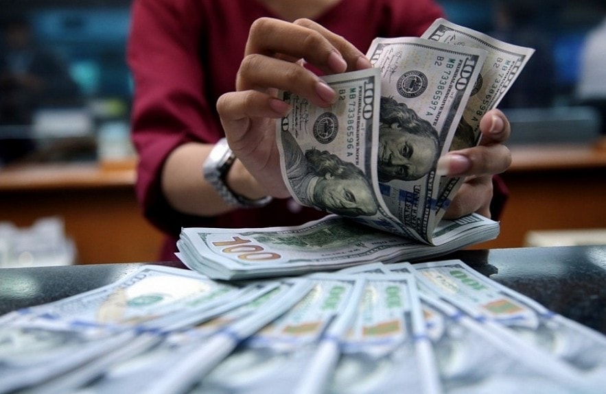 Fed sẽ tăng hay hạ lãi suất tới đây?