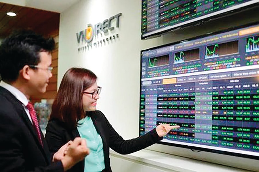 VND xoay xở giành lại thị phần