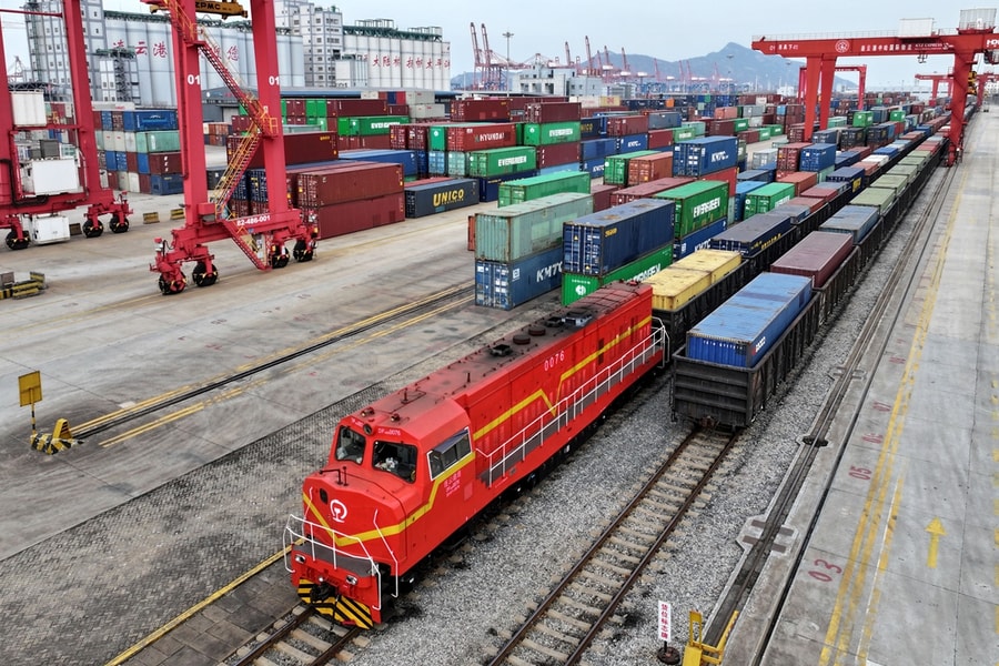 Trung Quốc dọa đáp trả nếu EU dựng thêm rào cản thương mại