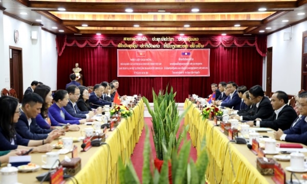 Bí thư Tỉnh ủy Quảng Ninh hội kiến với Bí thư Tỉnh ủy Luông Pha Băng (Lào)