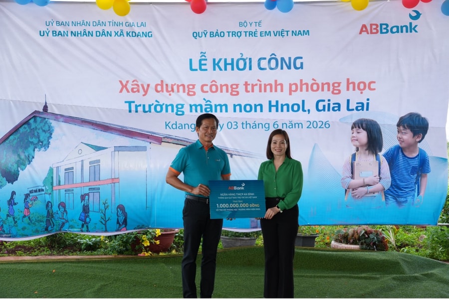 ABBank thêm “lớp học hạnh phúc” cho trẻ em Gia Lai