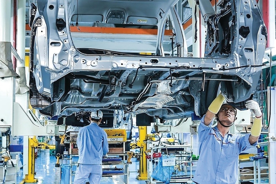 Thiết kế lại chính sách phát triển ngành ô tô