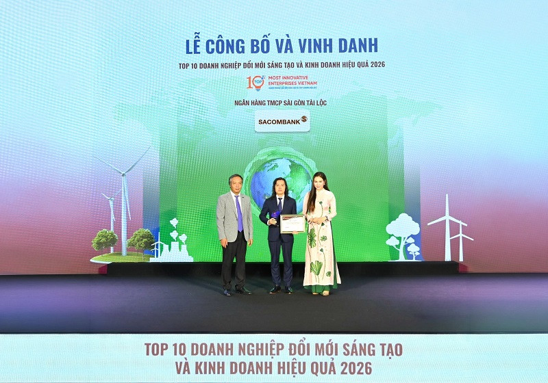 Sacombank tiếp tục lọt Top 10 ngân hàng đổi mới sáng tạo và ESG Việt Nam