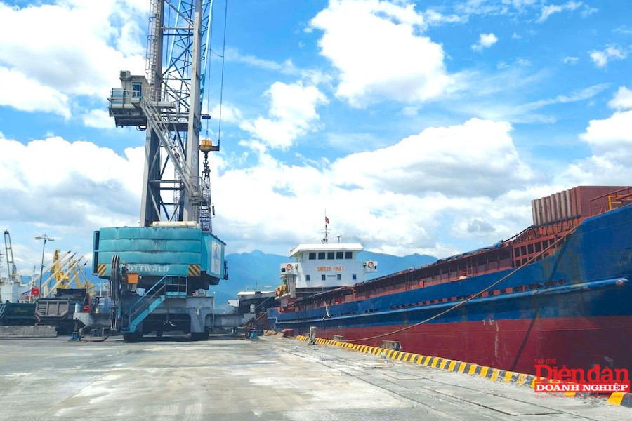 Nhập khẩu than qua Chân Mây: “Mắt xích” chiến lược bảo đảm an ninh năng lượng cho tăng trưởng