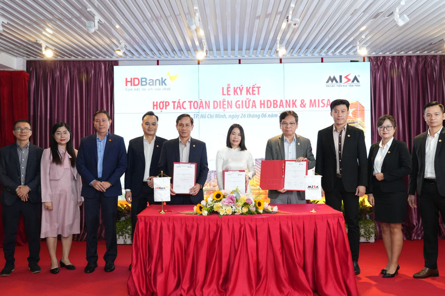HDBank mở rộng giải pháp tài chính toàn diện, đồng hành doanh nghiệp tăng trưởng bền vững