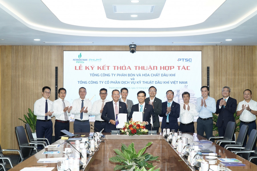 PVFCCo và PTSC tăng cường liên kết trong hệ sinh thái Petrovietnam