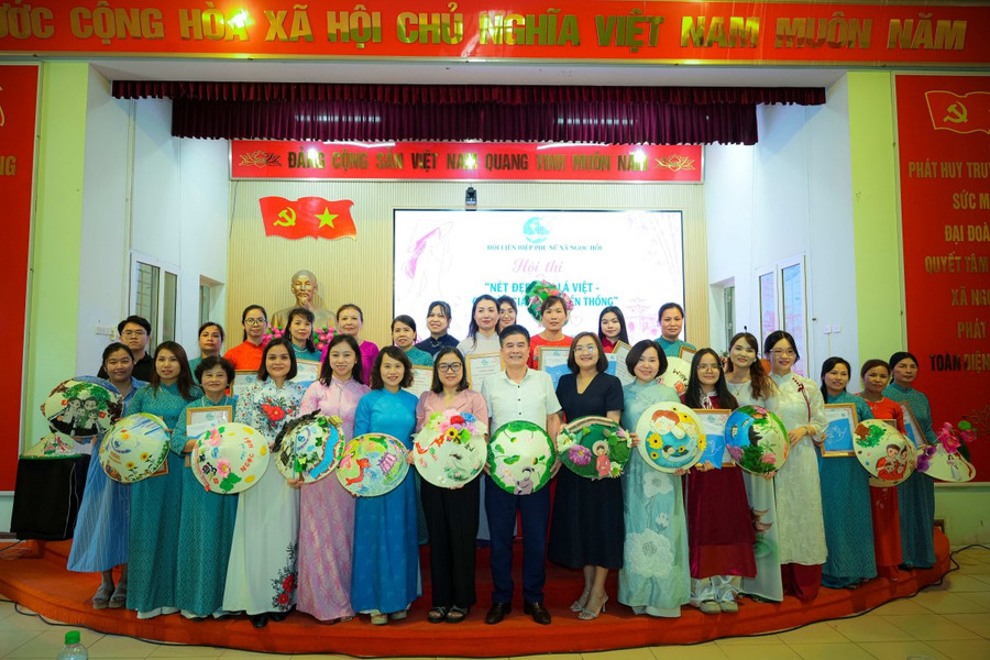 Chuyển đổi số và sáng tạo nghệ thuật cho Làng nón hơn 100 tuổi