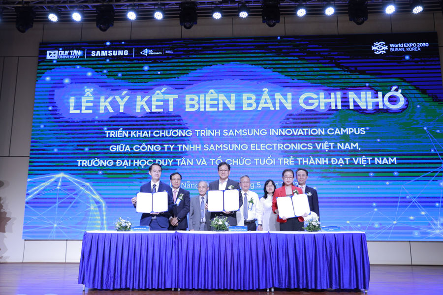 Đại học Duy Tân: Khẳng định vị thế trọng điểm đào tạo nguồn nhân lực chất lượng cao