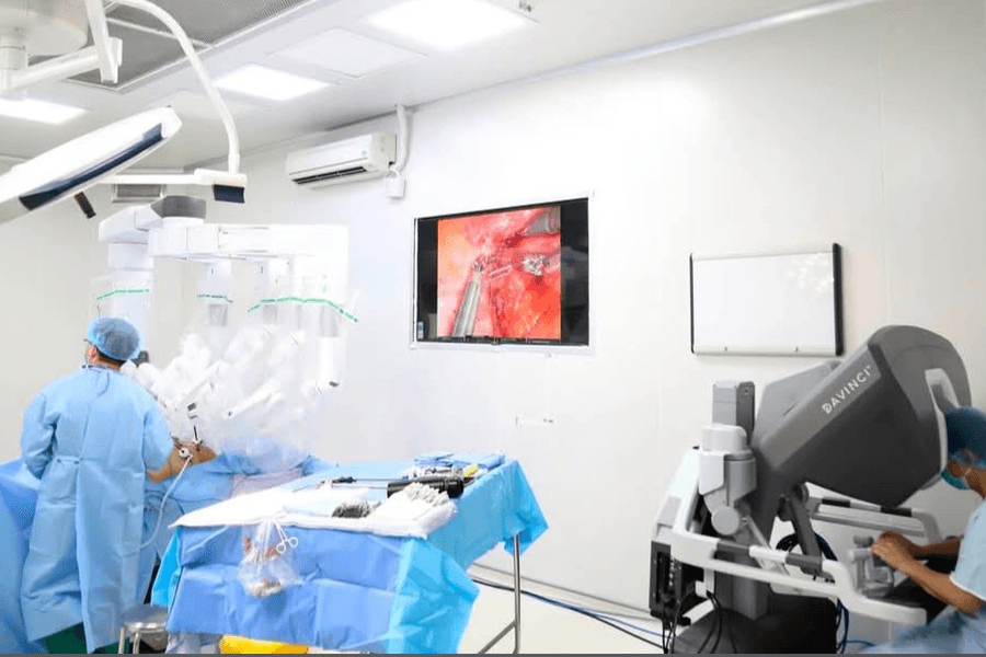 Phẫu thuật robot tạo bước tiến mới trong điều trị ung thư tại Bệnh viện K