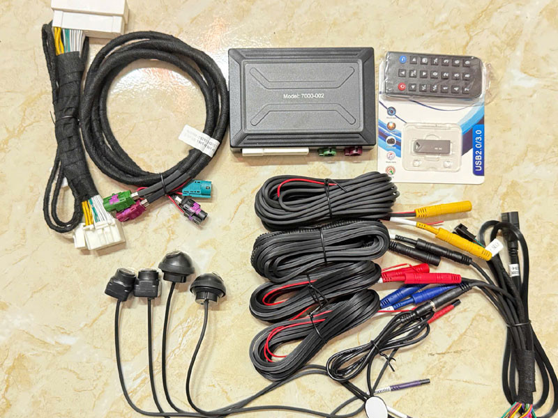 Thị trường nội thất ô tô tràn lan hàng không hóa đơn