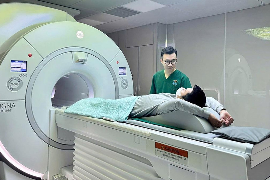 Giữ mạch y tế cơ sở, mở rộng kỹ thuật chuyên sâu