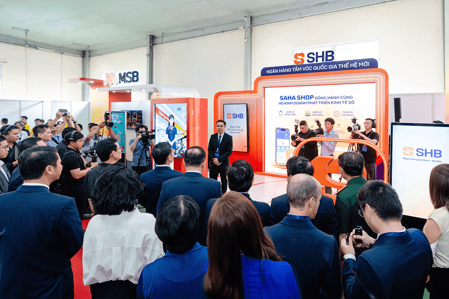 SHB SAHA Shop gây ấn tượng tại sự kiện Chuyển đổi số ngành Ngân hàng 2026