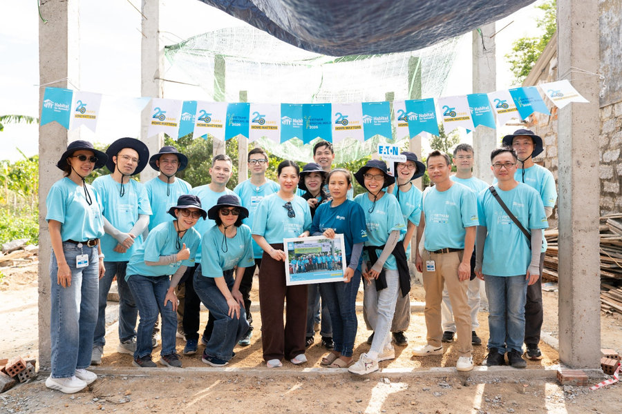 Eaton mở rộng hợp tác toàn cầu với Habitat for Humanity qua dự án tình nguyện xây dựng nhà ở đầu tiên tại Việt Nam