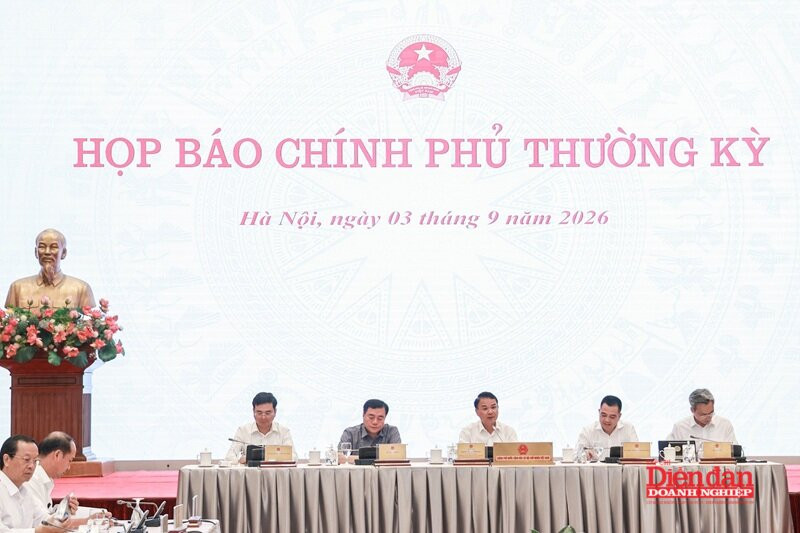 Tình hình kinh tế - xã hội tháng 8 và 8 tháng tiếp tục diễn biến tích cực