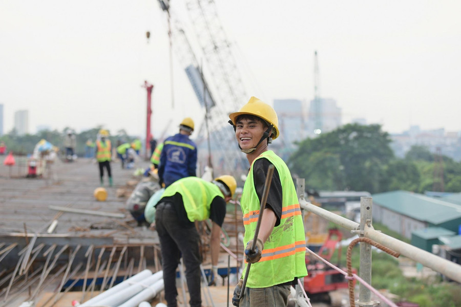Sức mạnh nào chinh phục những thử thách cực đại tại dự án cầu Trần Hưng đạo?