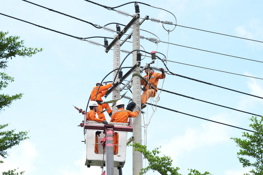 EVNHCMC triển khai kế hoạch đảm bảo điện mùa khô 2027