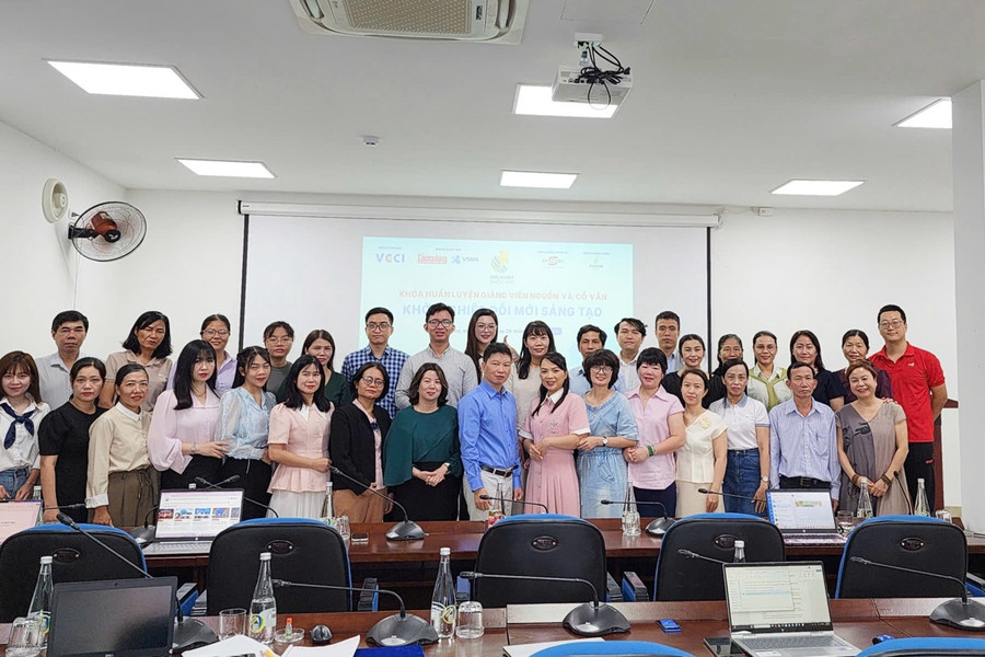 Khai giảng khóa tập huấn giảng viên nguồn khởi nghiệp sáng tạo tại Đà Nẵng